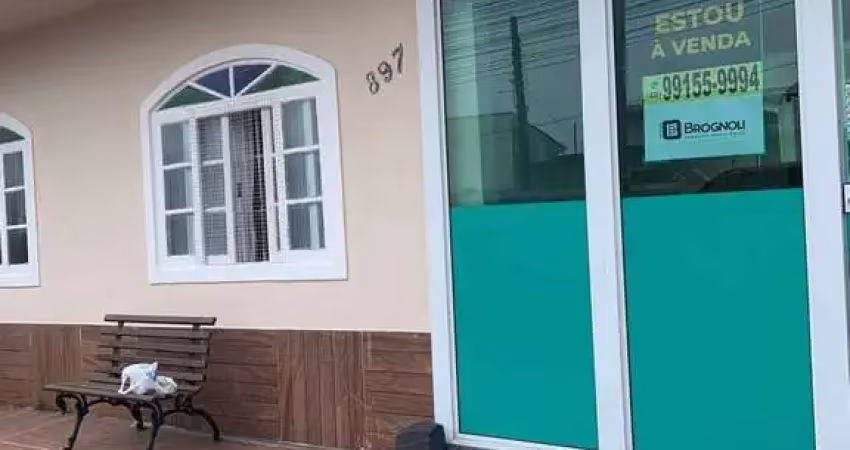 Casa com 3 quartos à venda na Rua Treze de Junho, 897, Flor de Nápolis, São José
