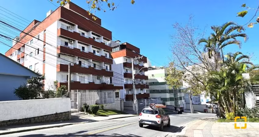 Apartamento cobertura de 2 quartos, garagem, elevador, terraço, no bairro trindade