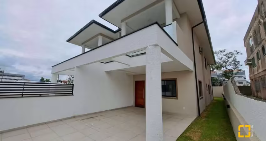 Casa com 3 quartos à venda na Rua Hypólito Gregório Pereira, 127, Canasvieiras, Florianópolis