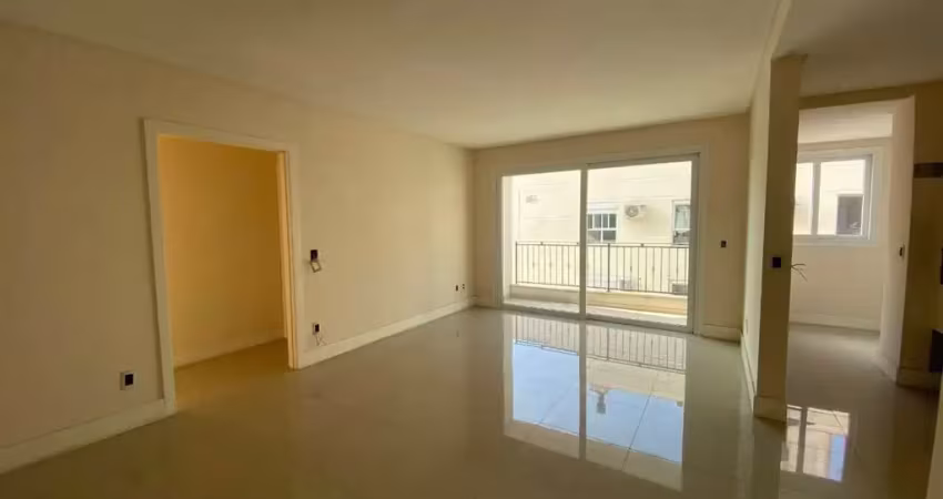 Apartamento de 03 dormitórios sendo 01 suíte e 02 demi-suites no bairro pedra branca em palhoça-sc