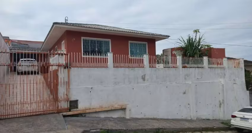 Casa à venda na fazenda santo antônio com 3 quartos e garagem p 4 carros.