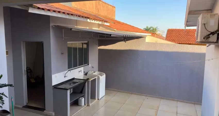 Casa com 3 quartos à venda na Rua Duque de Caxias, 396, Altos da Alvorada, Pederneiras
