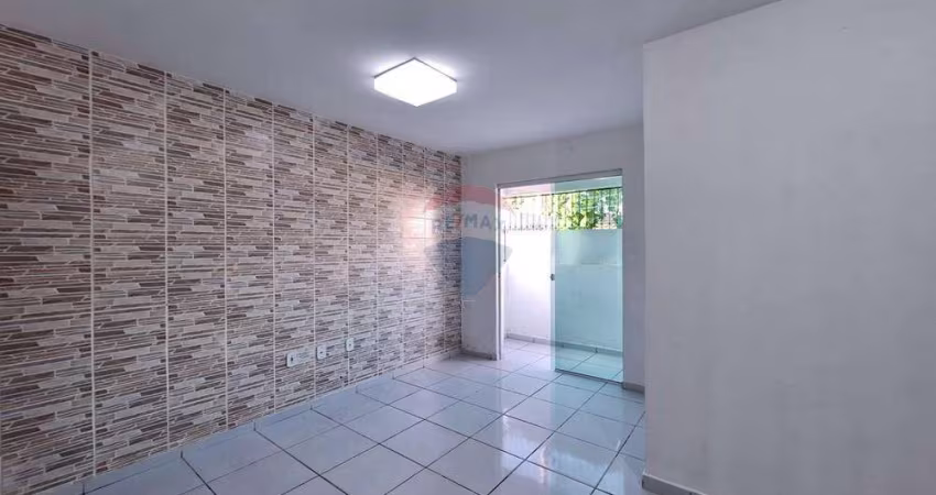 Alugo Apartamento térreo com área externa no José Américo – conforto, praticidade e localização em João Pessoa!