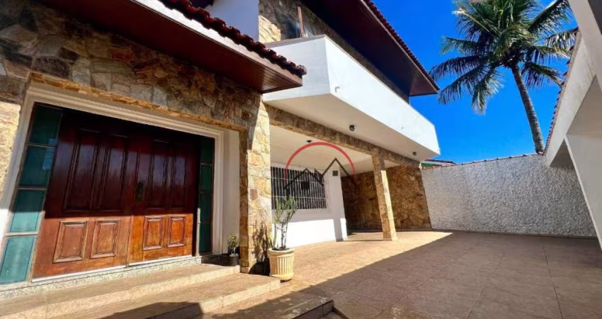 Casa à venda em Peruíbe - SP