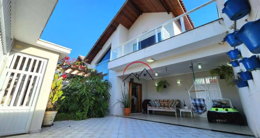 Casa à venda em Peruíbe - SP