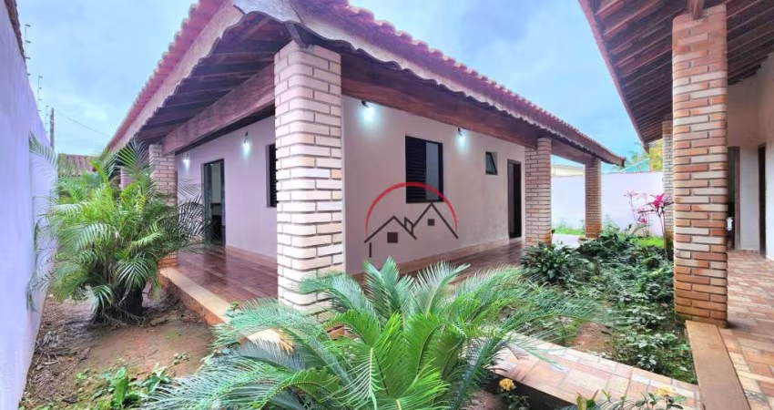 Casa à venda em Peruíbe - SP