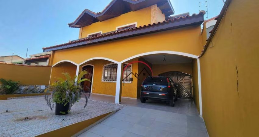 Casa à venda em Peruíbe - SP