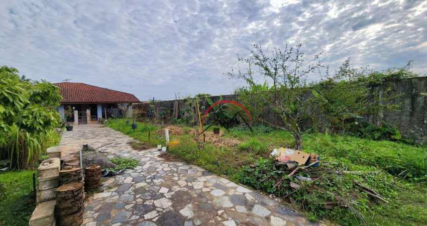Casa à venda em Peruíbe/SP