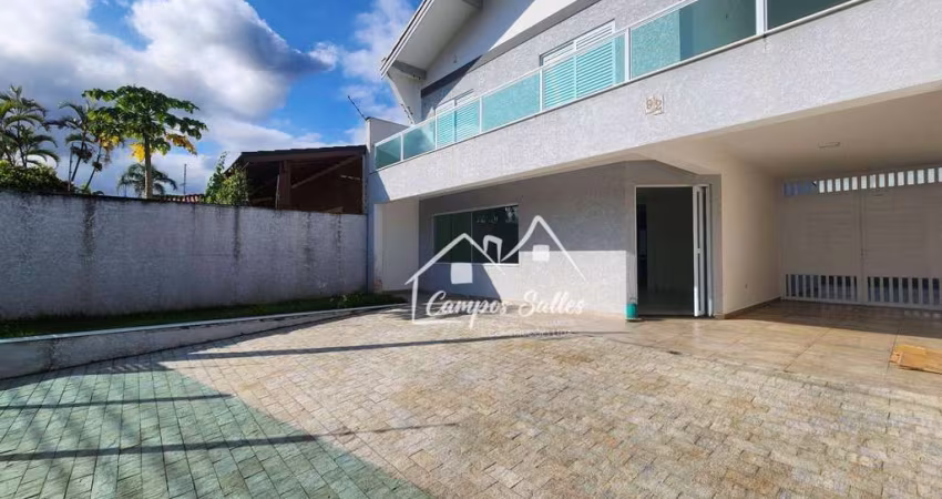 Casa à venda em Peruíbe/SP