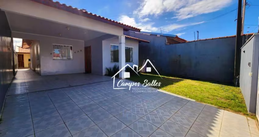 Casa com 3 quartos à venda na Rua Peru, 251, Estancia São Jose, Peruíbe