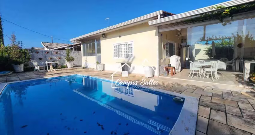 Casa com 3 quartos à venda na Rua Silvio Pinto Soares, 1006, Balneario Sambura, Peruíbe