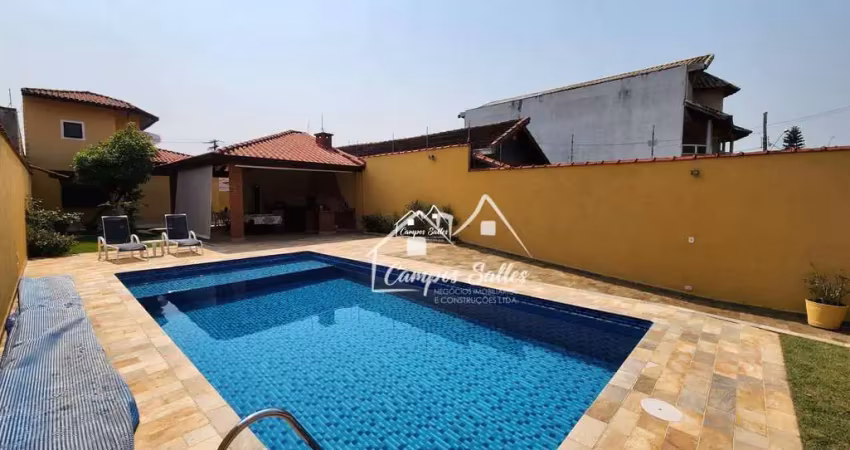Casa com 3 quartos à venda na Avenida Doutor Bezerra de Menezes, 941, Jardim Marcia, Peruíbe