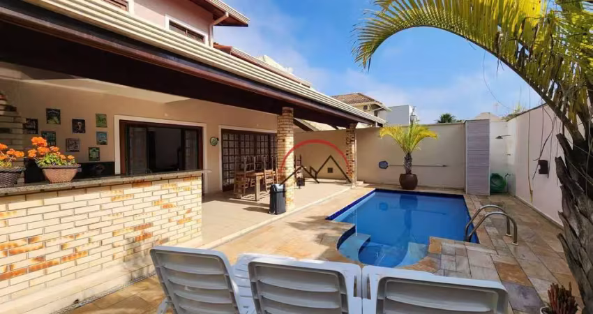 Casa com 4 quartos à venda na Rua Dos Jasmins Brancos, 115, Bougainvillee III, Peruíbe
