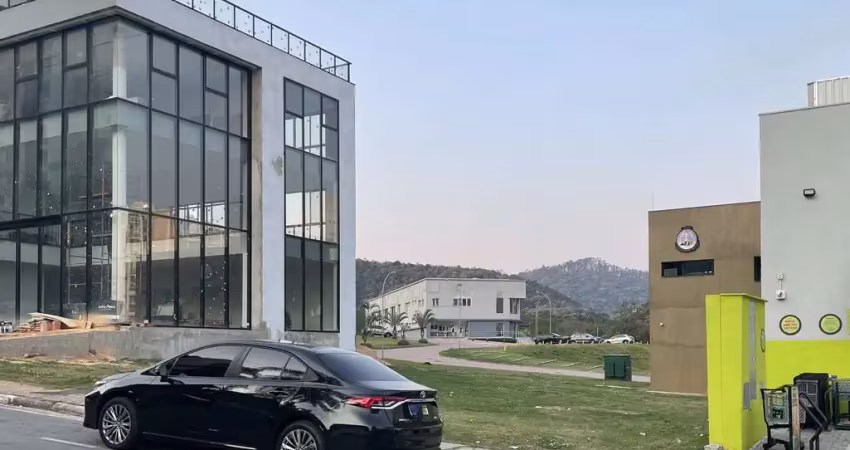 Terreno comercial para alugar na Avenida dos Parques, Tamboré, Santana de Parnaíba