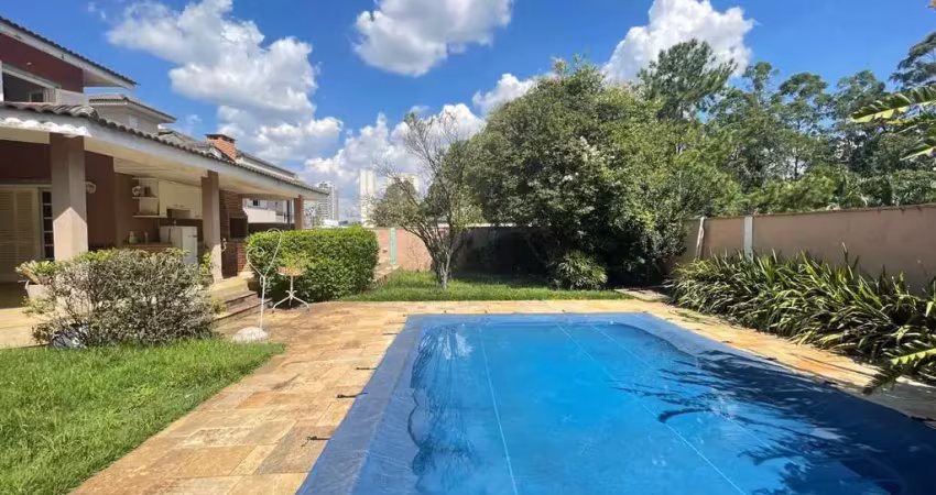 Casa em condomínio fechado com 3 quartos à venda na Praça das Paineiras, Tamboré, Santana de Parnaíba