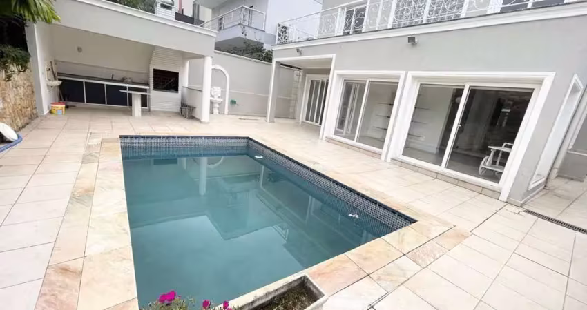 Casa em condomínio fechado com 4 quartos para alugar na Alameda Ágata, Alphaville, Santana de Parnaíba