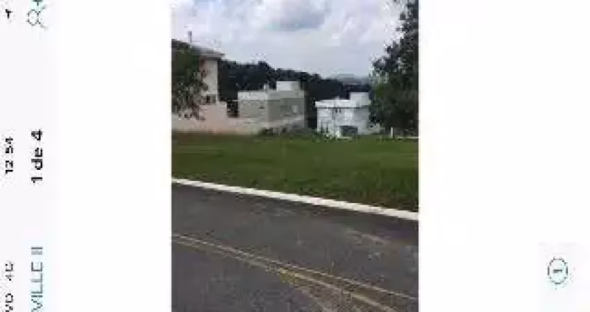 Terreno à venda na Avenida Valville, Tanquinho, Santana de Parnaíba