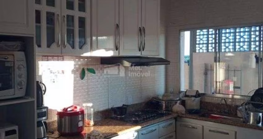 Casa Sobrado 3 dorms c/ suite no Jardim Santa Luzia em Sao Jose dos Campos SP