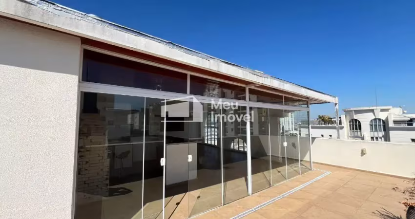 Cobertura triplex mobiliada 4 dormitórios no edifício mediterrâneo