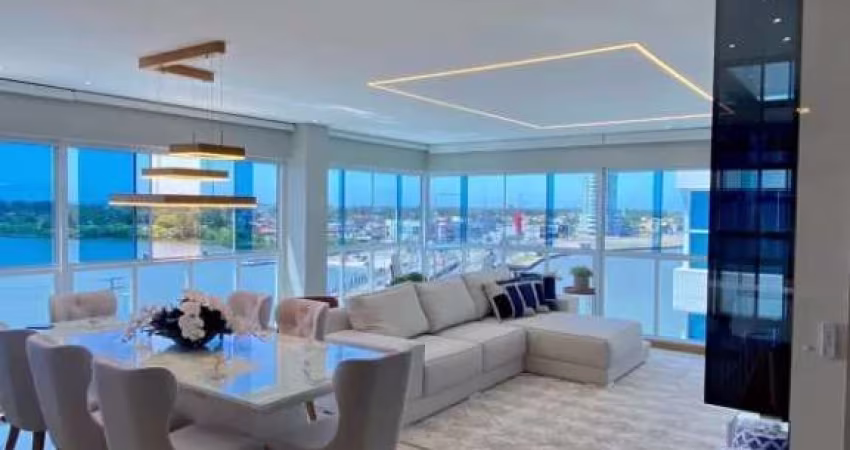 Fino Apartamento Mobiliado e Decorado no Centro de Tramandaí