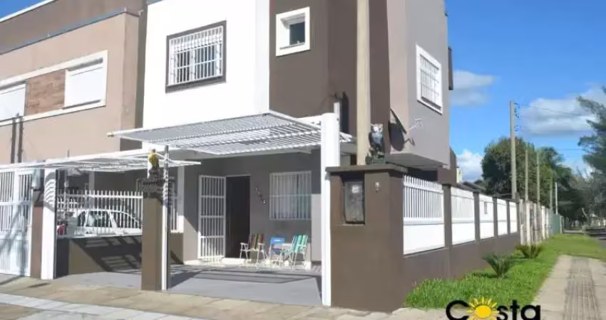 Casa com 3 quartos à venda na Zona Nova, Tramandaí 