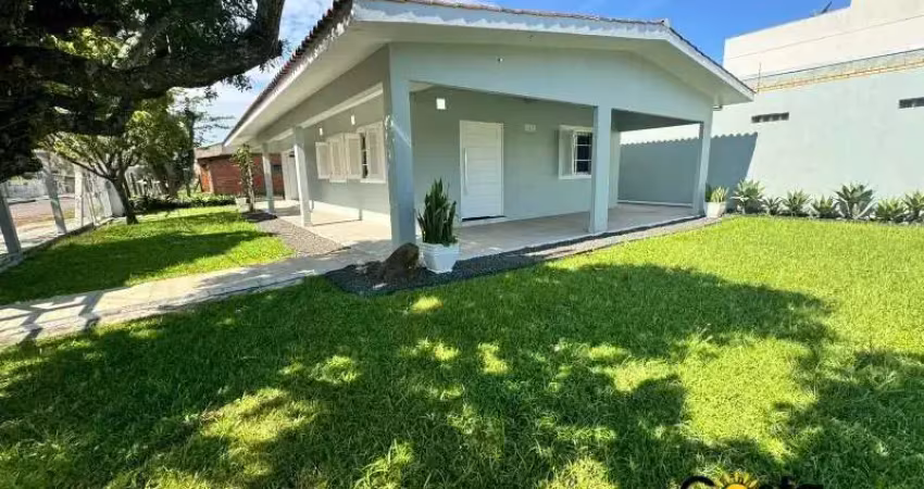 Casa com 2 quartos à venda na Zona Nova, Tramandaí 