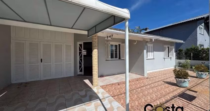 Casa Próximo do Fórum de Tramandaí