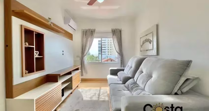 Apartamento mobiliado em avenida no centro de tramandaí