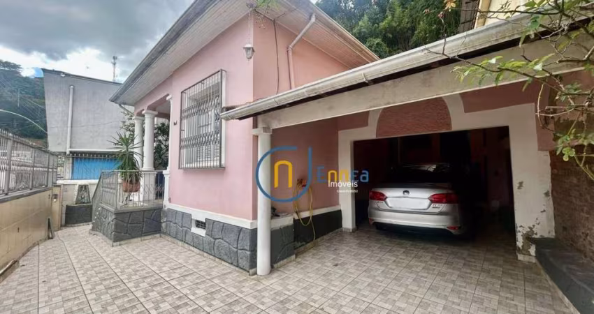 Casa com 3 quartos à venda, 127 m² por R$ 580.000 - Costa Carvalho - Juiz de Fora/MG