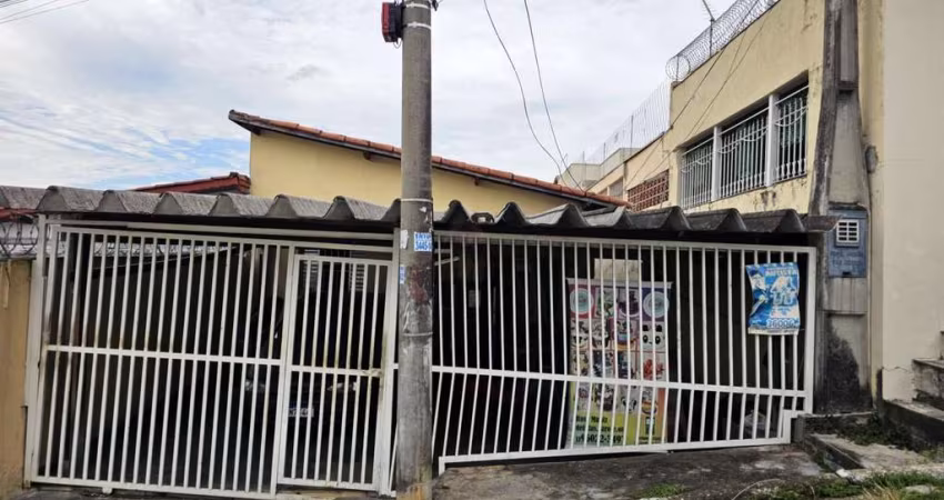 Casa Térrea para Venda em Guarulhos, Vila Rosália, 2 dormitórios, 1 banheiro, 2 vagas