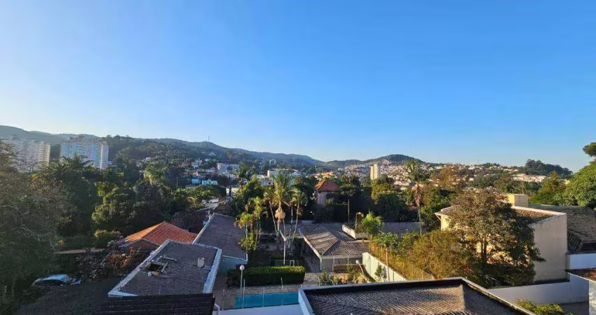 Sobrado a venda | 400m² | 4 suítes | 5 vagas  Jardim Floresta - São Paulo/SP