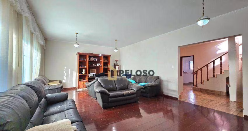 Sobrado à venda | 252m² | 4 dormitórios | 2 suítes | 7 vagas - Jardim Tremembé - São Paulo/SP
