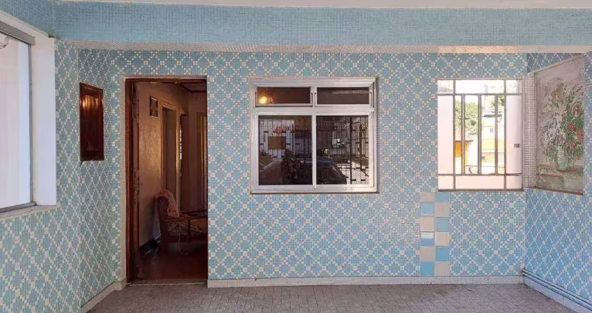 Casa à venda | 180m² | 3 casas individuais | 2 vagas |