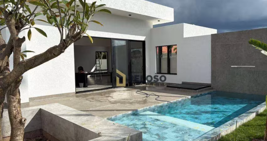 Casa à venda com porteira fechada | 168m² | 3 dormitórios | 2 suítes | 4 banheiros | área gourmet | Piscina | 3 vagas | Pardinho/SP.