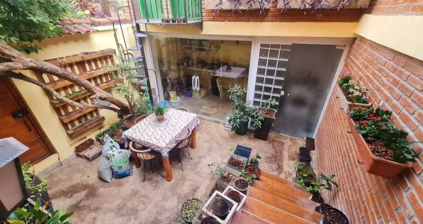 Sobrado à venda | 180m² | 3 dormitórios | 2 suítes | área gourmet | 2 vagas | Santana - São Paulo/SP