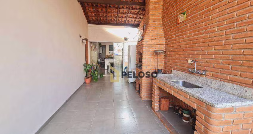 Casa à venda Residencial ou Comercial | 226m² | 6 dormitórios | 1 suíte | 2 vagas | Santana - São Paulo/SP