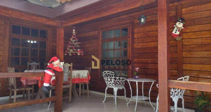 Casa Térrea à venda | 202m² | 3 suítes | piscina | 4 vagas | Serra da Cantareira/SP