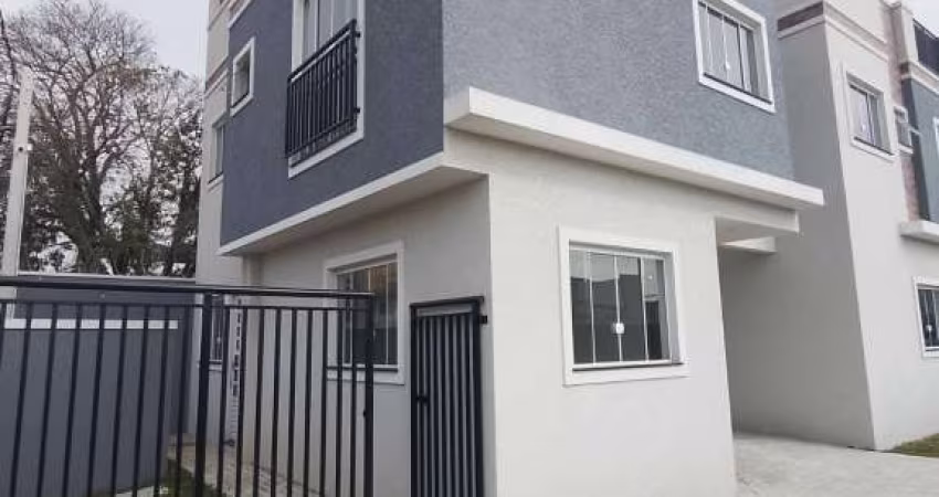 Sobrado à venda no bairro Sítio Cercado - Curitiba/PR
