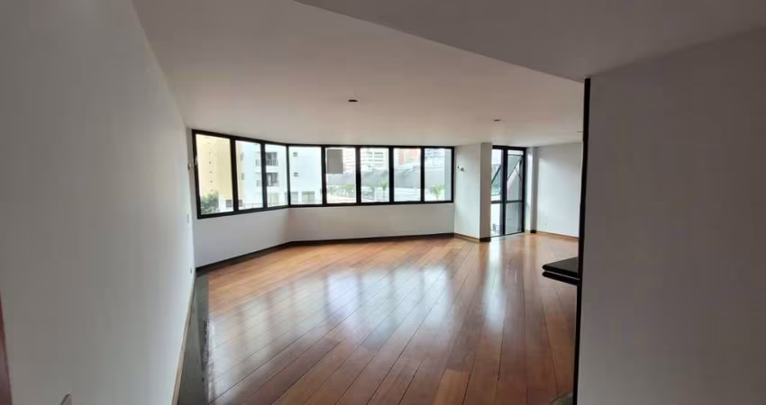 Apartamento Alto Padrão em Água Verde, Curitiba/PR