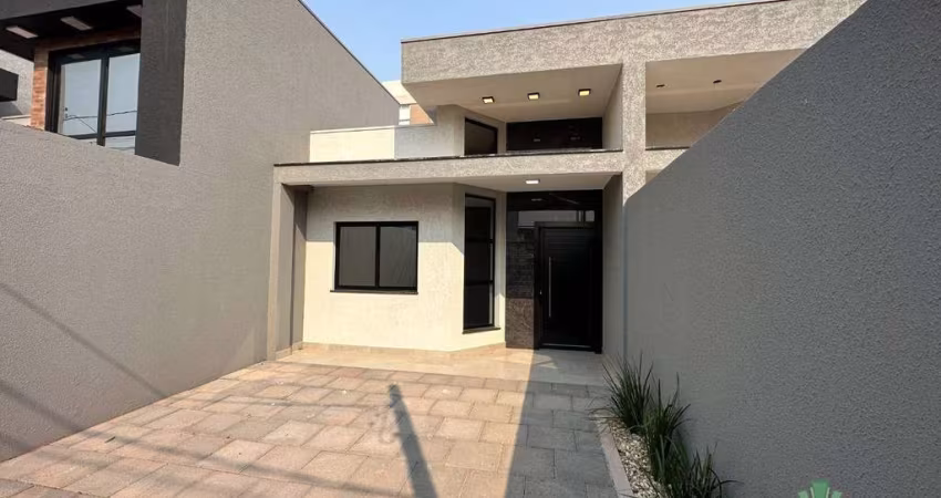 Casa com 1 Suíte + 1 Quarto  à venda, 95 m² por R$ 430.000 - Angra dos Reis - Cascavel/PR