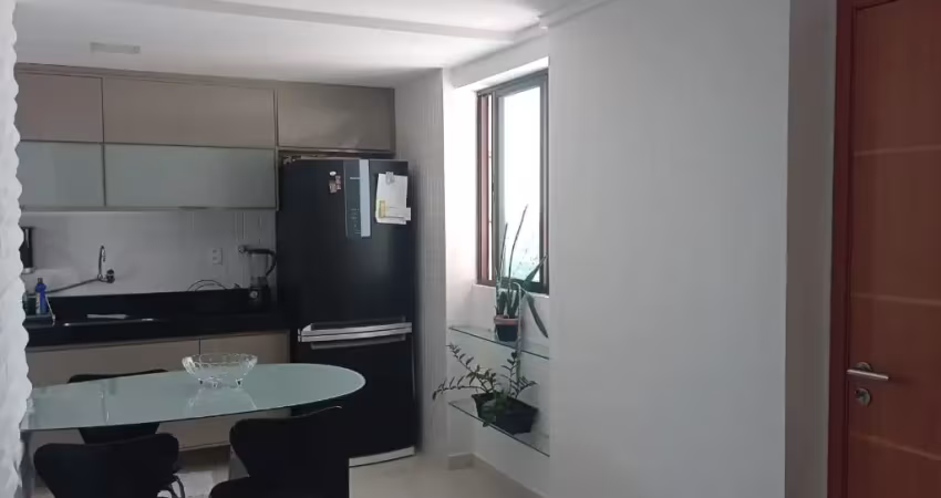 Completo e bem localizado no treze de maio! 2 quartos 1 suite
