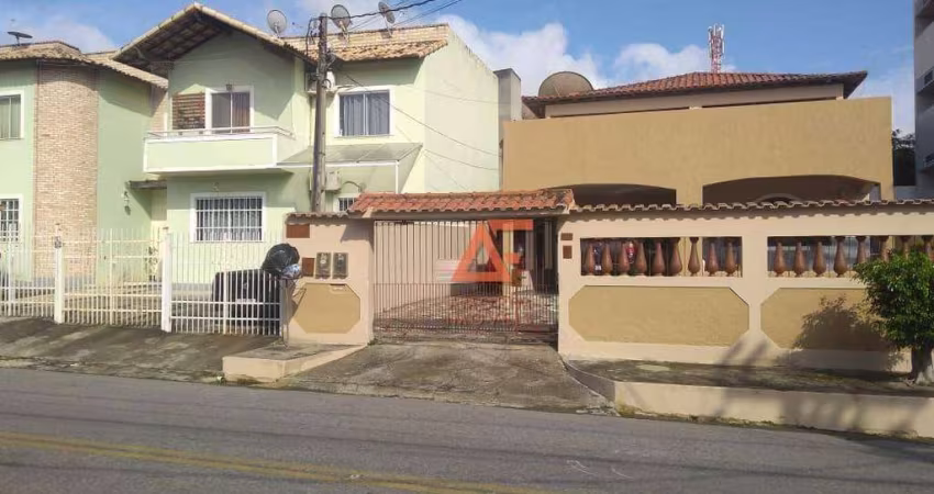 Casa com 5 dormitórios à venda, 420 m² por R$ 740.000,00 - Centro - São Pedro da Aldeia/RJ