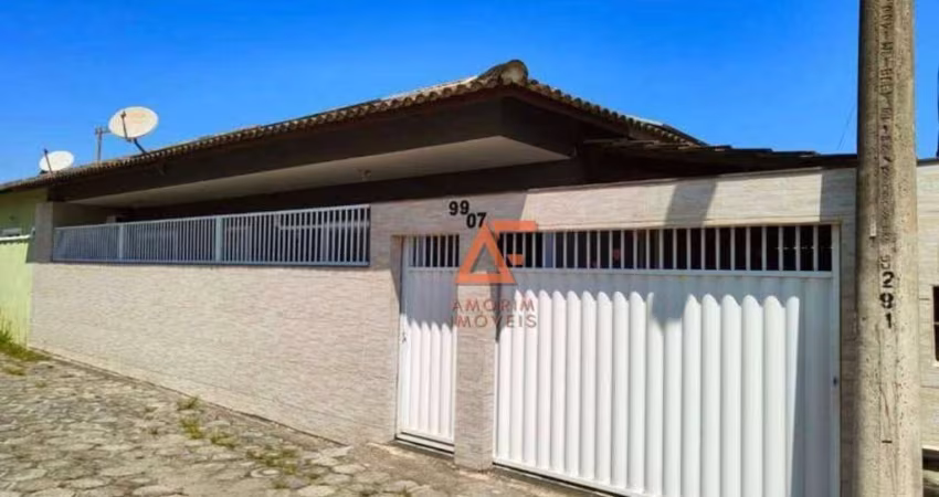 Casa com 3 dormitórios à venda, 80 m² por R$ 370.000,00 - Fluminense - São Pedro da Aldeia/RJ