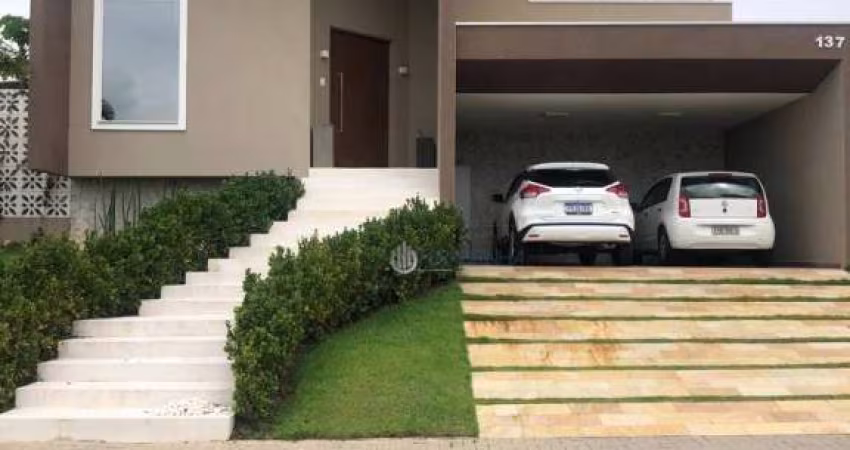 Casa com 3 dormitórios à venda, 300 m² por R$ 2.850.000,00 - Condomínio Residencial Alphaville I - São José dos Campos/SP