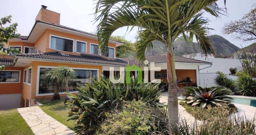 Casa com 5 dormitórios à venda, 450 m² por R$ 5.000.000,00 - Itacoatiara - Niterói/RJ