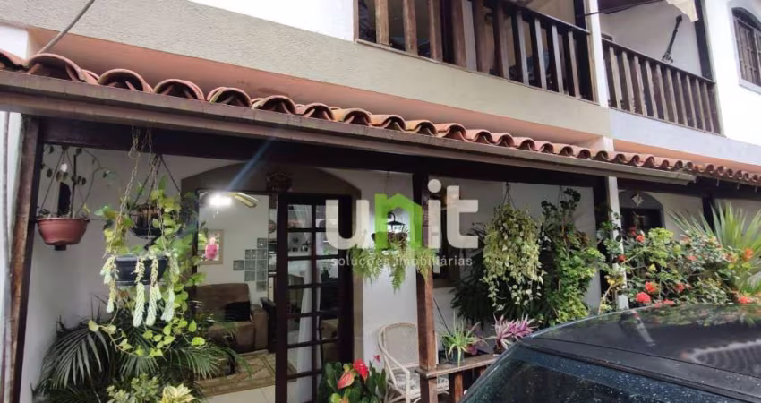 Casa com 2 dormitórios à venda, 93 m² por R$ 440.000,00 - Pendotiba - Niterói/RJ