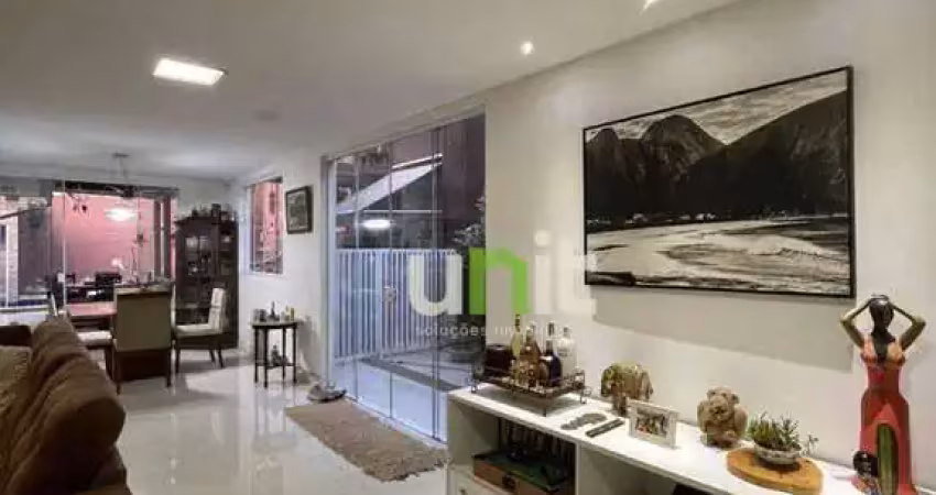 Casa com 4 dormitórios à venda, 300 m² por R$ 1.200.000,00 - Itaipu - Niterói/RJ