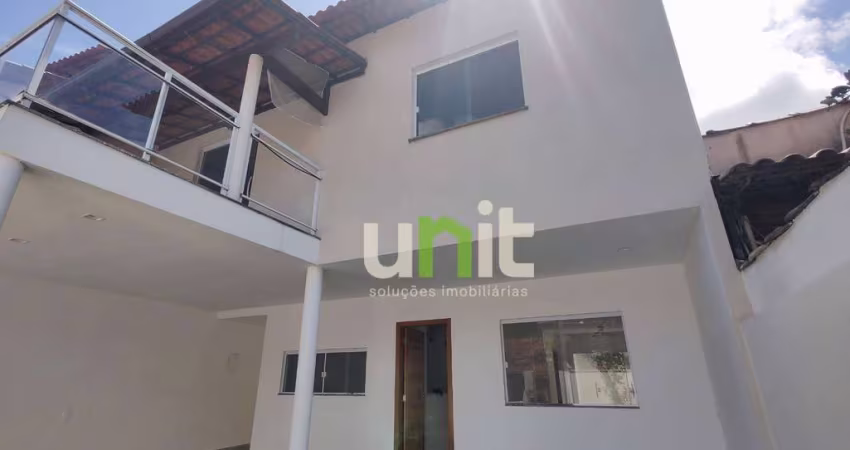 Casa com 3 dormitórios à venda, 220 m² por R$ 640.000,00 - Itaipu - Niterói/RJ