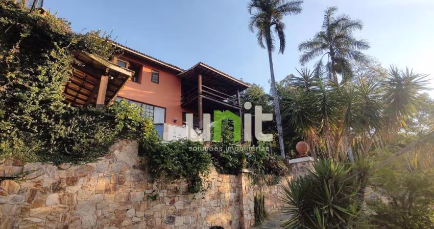 Casa com 3 dormitórios à venda, 370 m² por R$ 1.200.000,00 - Pendotiba - Niterói/RJ