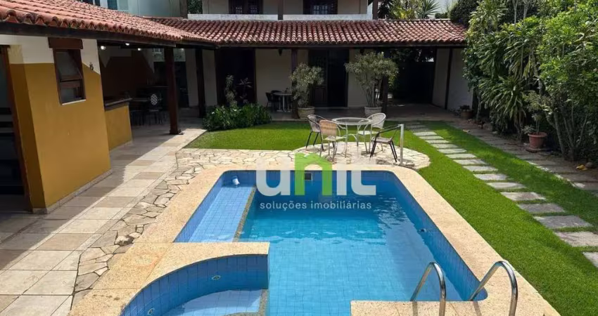 Casa com 5 dormitórios à venda, 200 m² por R$ 2.465.000,00 - Camboinhas - Niterói/RJ